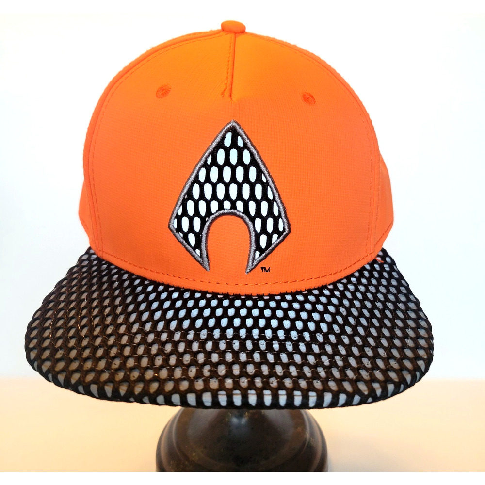 DC Comics Aquaman Snapback Hat Bioworld Orange Black Mesh Adjustable Cap NWOT